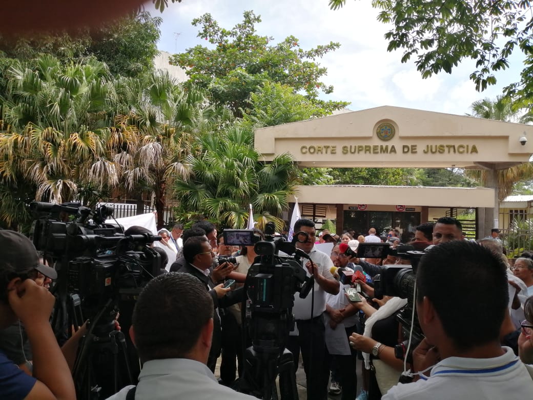 Foro del Agua presenta demanda de Inconstitucionalidad ANDA DUEÑAS